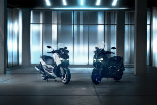 SCOOTER SPORTIVI XMAX 2025. SCOOTER SPORTIVI XMAX 2025.